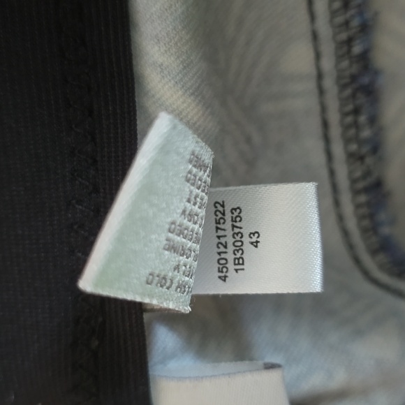 Chico's So Slimming navy blue/white polynesian print cropped pants-0 - Picture 7 of 8